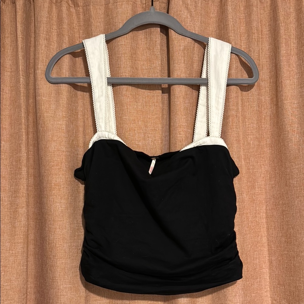 Free people black and white cropped top